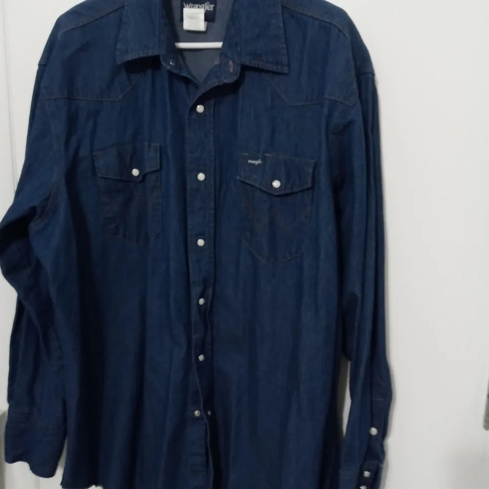 Wrangler pearl button long sleeve denim shirt jacket